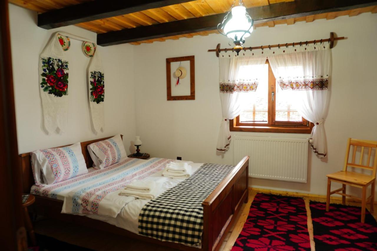 Casa Din Susani Calinesti  المظهر الخارجي الصورة