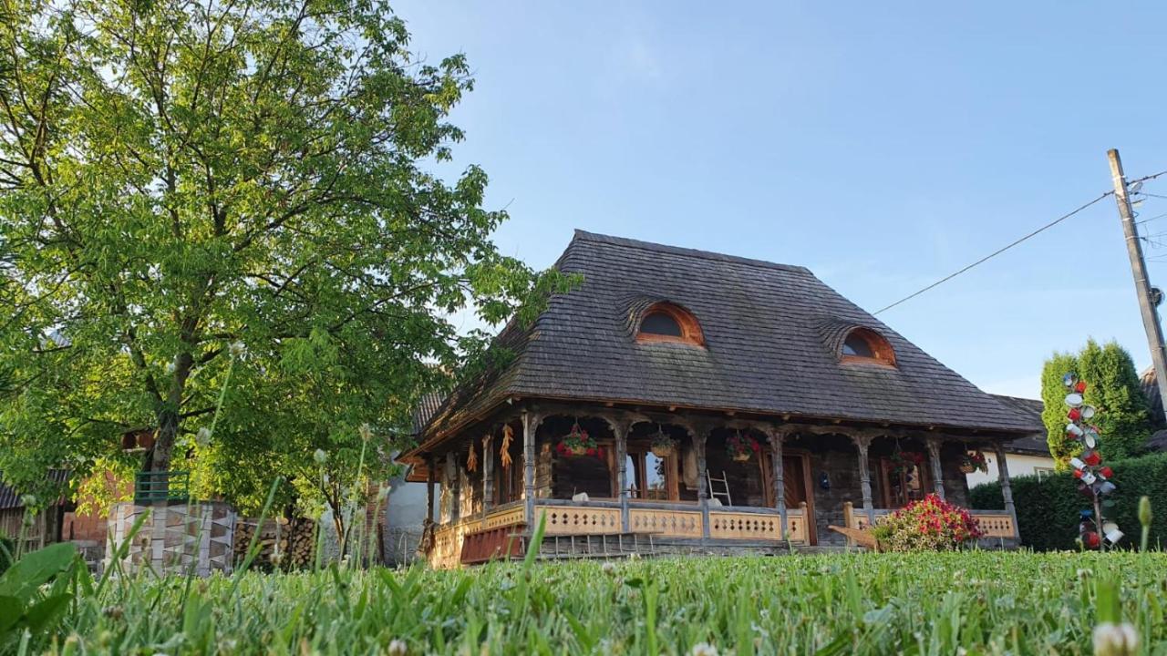 Casa Din Susani Calinesti  المظهر الخارجي الصورة