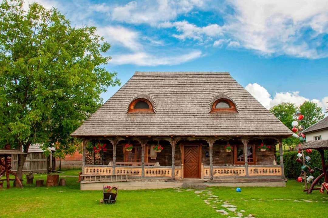 Casa Din Susani Calinesti  المظهر الخارجي الصورة